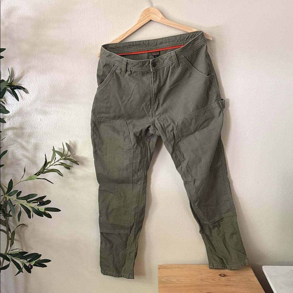 Patagonia Women’s Cargo Pants in Olive